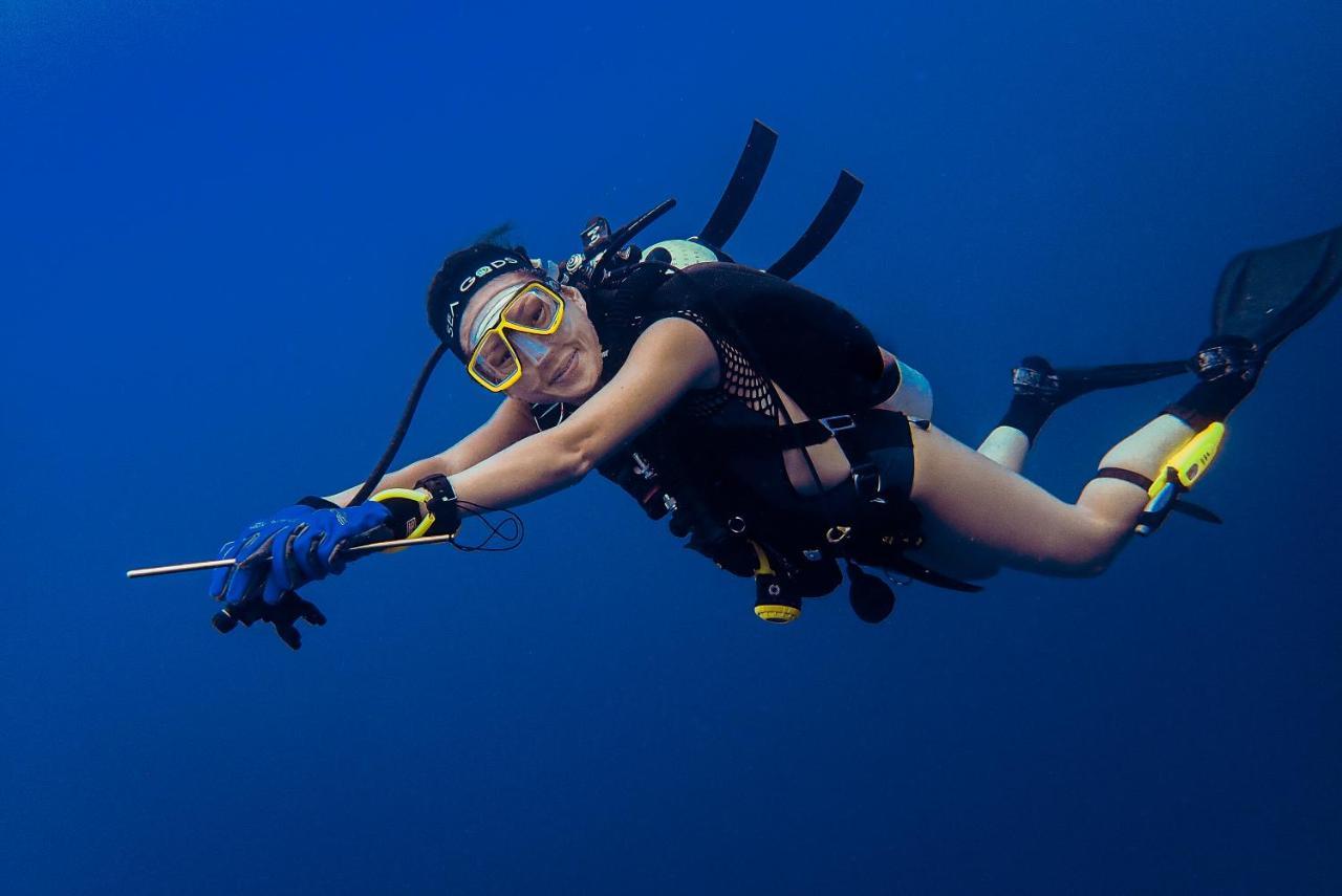 Sanctum Una Una Eco Dive Resort Pulau Unauna Εξωτερικό φωτογραφία